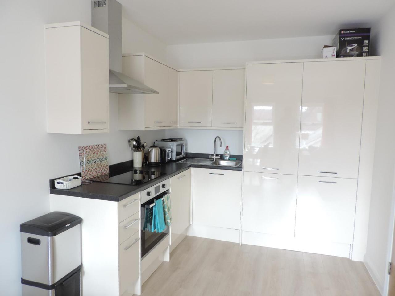 Park House - City Centre Apartment ปีเตอร์โบโรห์ ภายนอก รูปภาพ